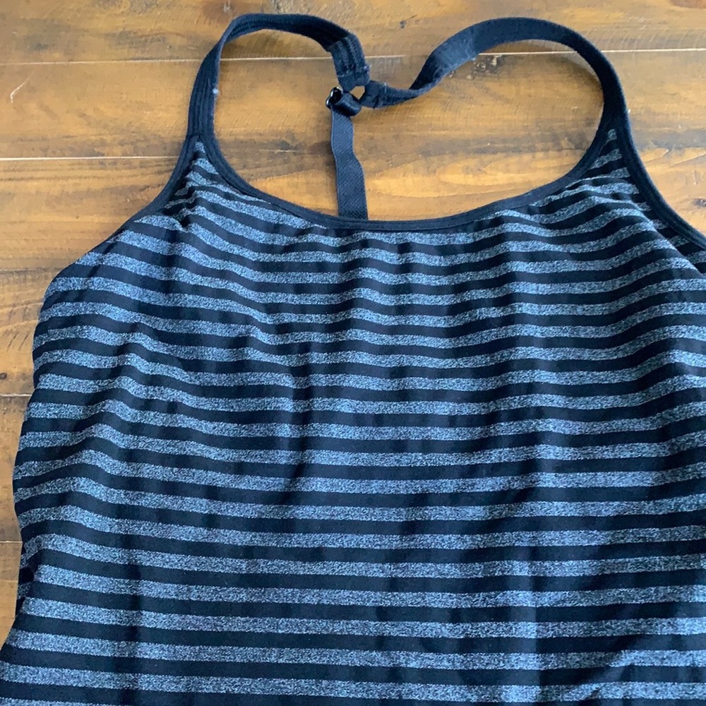 Athleta tank
